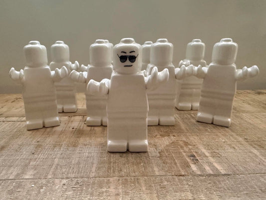 Omino colorato bianco